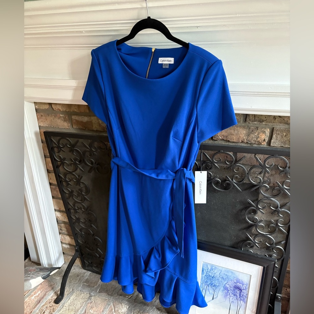 NWT: size 10, beautiful blue faux wrap dress by Calvin Klein